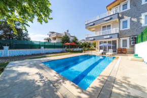 Refreshing House with Private Pool in Antalya